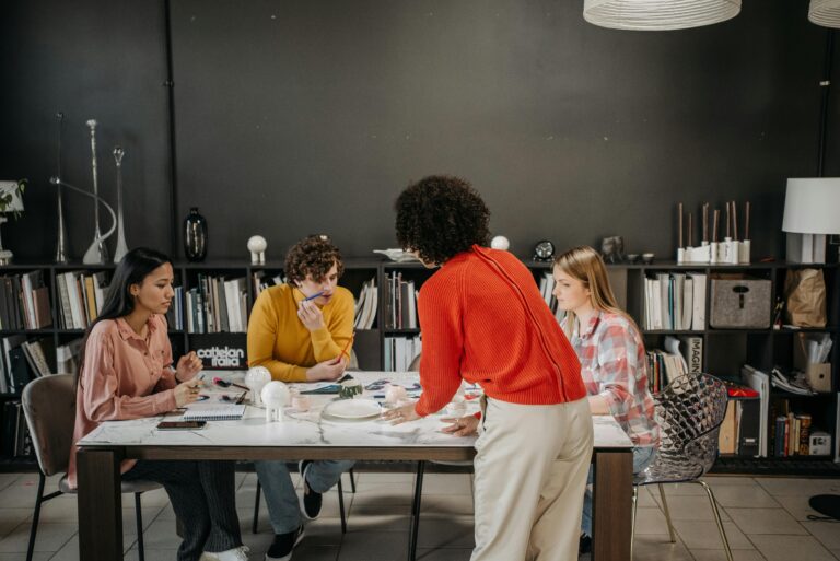 How Small Businesses Can Attract New Customers: The Complete Guide
